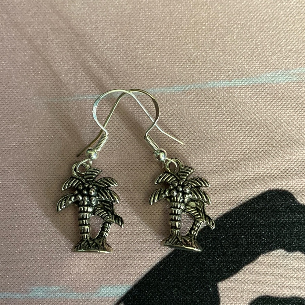 Cute Palm Tree Earrings